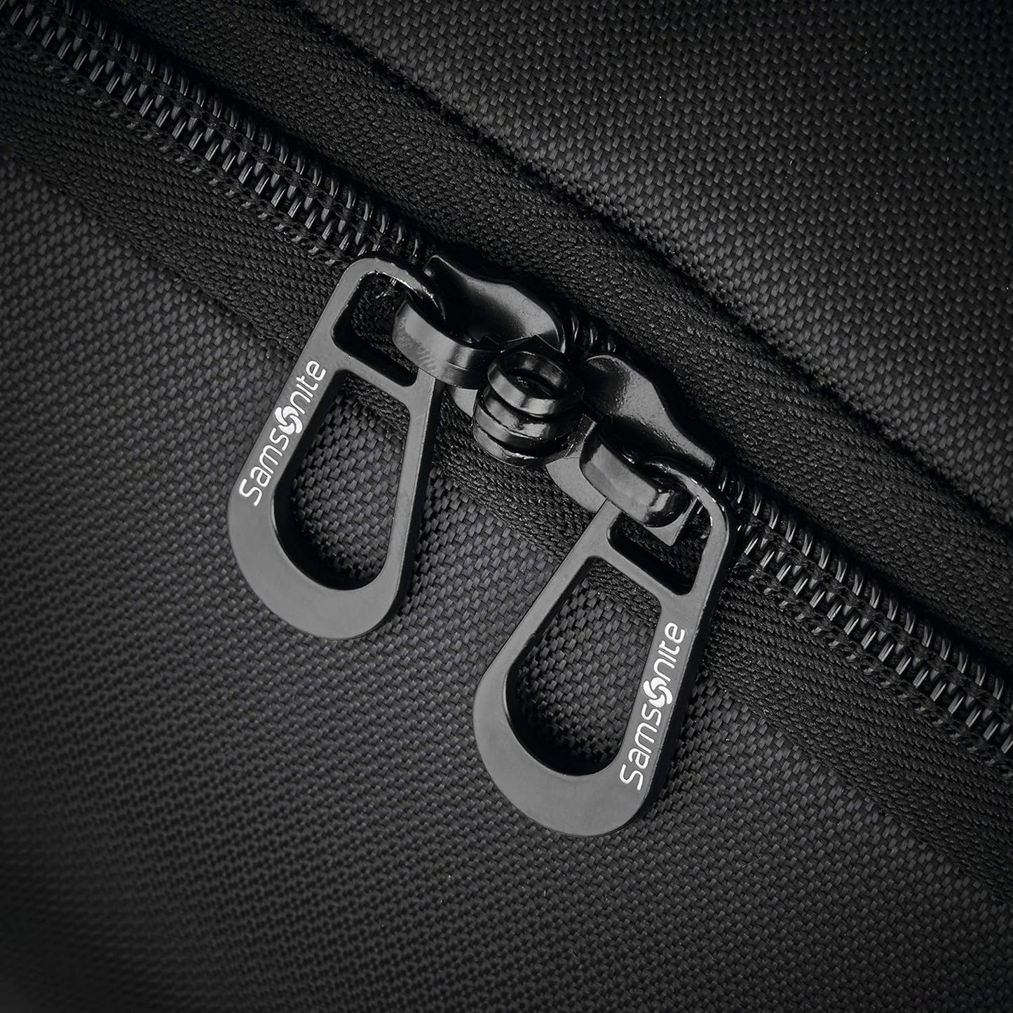 Samsonite Andante 2 Wheeled Rolling Duffel Bag