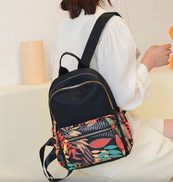 LEAFLET COLLEGE BAG/BACKPACK